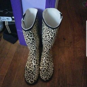 Rain boots